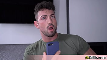 Cute stepsister first ever sex video