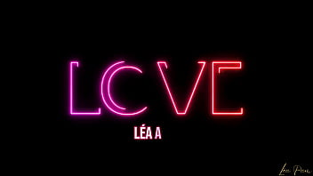 Léa pam se fait plaisir 3 fois dans la cabine de ce poids lourd 3 orgasmes 3