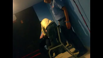 Sexo Oral En El Ciber thumbnail