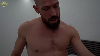 Duro a la española doble vaginal