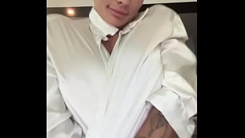 Cant choose between the two