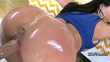 Hot cougar get her ass drilled