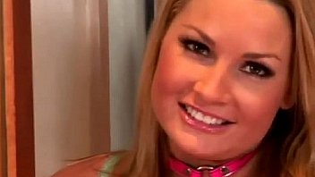 Playful blonde heels