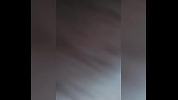 Mas não escapou de levar gozada lá no fundo