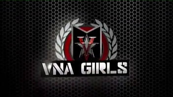 Cadence luxx & kimber lee's passionate lesbian french kissing encounter