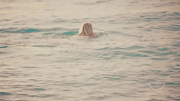 Making out during the beach sunset charlie forde & olive gee make out