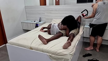 Bastidores da gravação com a novinha alicia ribeiro interpretando a enteada do nego black que comeu cu dela na pele Bastidores da gravação com a novinha alicia ribeiro interpretando a enteada do nego black que comeu cu dela na pele