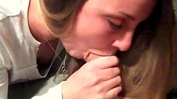 Fidanzata 18 anni lecca cappella amatoriale