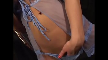 Immaculate blonde jams her cunt with a toy solo