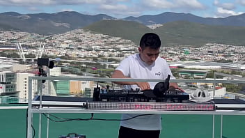 Sacate las chichis con este mix de bull boss pinche puta dj set