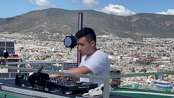 Sacate las chichis con este mix de bull boss pinche puta dj set