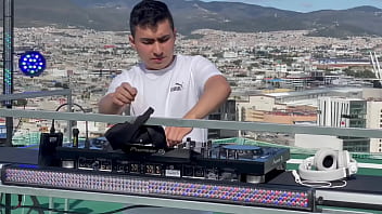 Sacate las chichis con este mix de bull boss pinche puta dj set