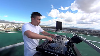 Sacate Las Chichis Con Este Mix De Bull Boss Pinche Puta Dj Set thumbnail