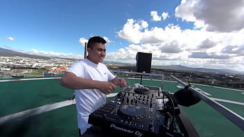 Sacate Las Chichis Con Este Mix De Bull Boss Pinche Puta Dj Set thumbnail