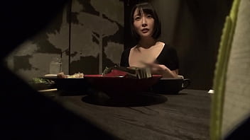 近所でも有名なjカップ人妻 旦那の不在中に自宅で撮影した奇跡のハメ撮り映像 1