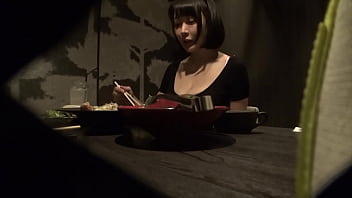 近所でも有名なjカップ人妻 旦那の不在中に自宅で撮影した奇跡のハメ撮り映像 1