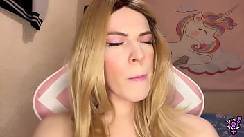 Hung Transdom Cum Eating Instructions With Jess Bloom Swallow It Slut thumbnail