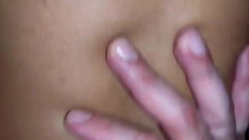 Olha o que fizeram comigo acabaram com o meu cu primeiro foi o marido pra abrir caminho para o pau gigante do amigo