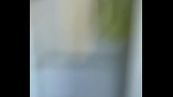 Os machos caminhoneiros tomando banho