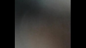 Сучка кончает