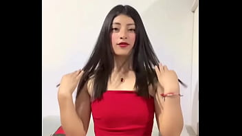 Flaquita putita caliente