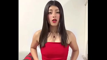 Flaquita putita caliente