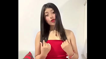 Flaquita putita caliente