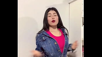 Flaquita putita caliente