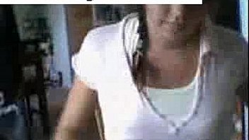 Brunette tape facing cam removes on webcam entertaining through dildo