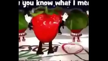 Strawberry juices suck my dick