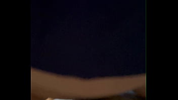 Baiser par une bonne bite pendant que sont mari n’est pas là