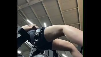Natural tits bouncing so hot in gym