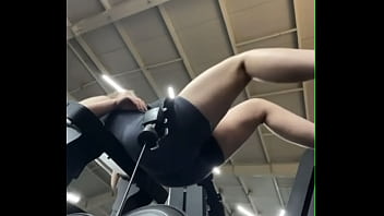 Natural tits bouncing so hot in gym