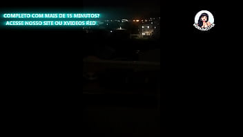 Corno ajudando pauzudo a arregaçar o cuzinho de sua esposa gratis parte 1