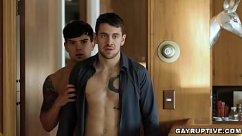 Dude Fucked By Older Man thumbnail