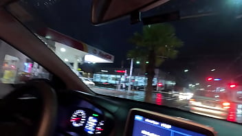 Aprontando em público na praia grande quem vai me dar o cu