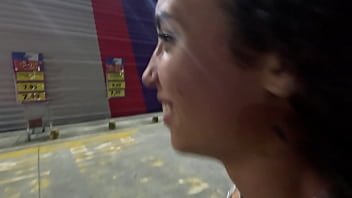 Aprontando em público na praia grande quem vai me dar o cu