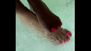 Use my feet to enjoy