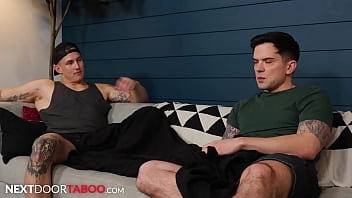 Stud Stepbro Brock Kniles Railed thumbnail