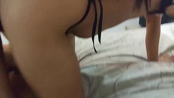 Lunaferrari meia irmã latina no estilo cachorrinho de quatro até me lambuzar de esperma