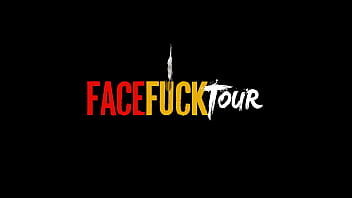 Tiny colombian teen sloppy head on monster cock goes wild fat in amateur sex tape