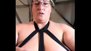 In little over an hour i’ll be jumping on streamate in this little number i’ll only be on for a couple hours so make