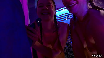 If aliens existed renata fox and swifekaty would definitely fuck them