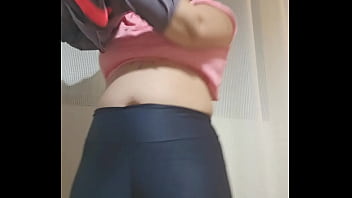 Eu mereço rola grossa no cu por ser uma hotwife putinha safada e ainda bem gulosa por sexo