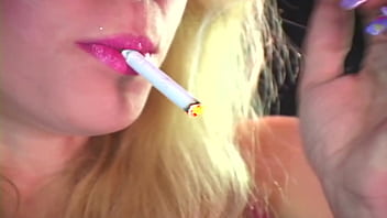 Glazed bentley blonde babe deepthroat and facial frosting