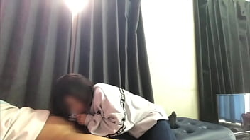 同棲部屋作る為に彼女とベットを設置していたらお互いにシたくなってその場でキスした後に、、