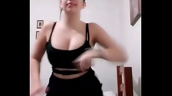 Ju gatinha rebolando gostoso