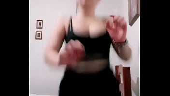 Ju gatinha rebolando gostoso