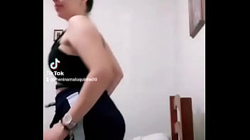 Ju gatinha rebolando gostoso