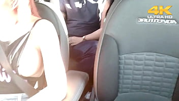 Role aleatório com dinni e assistente pauzudo